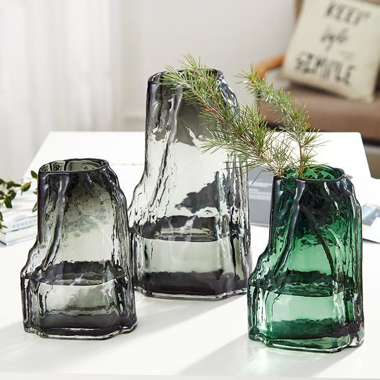 Ваза од вештачког каменог стакла у кинеском стилу